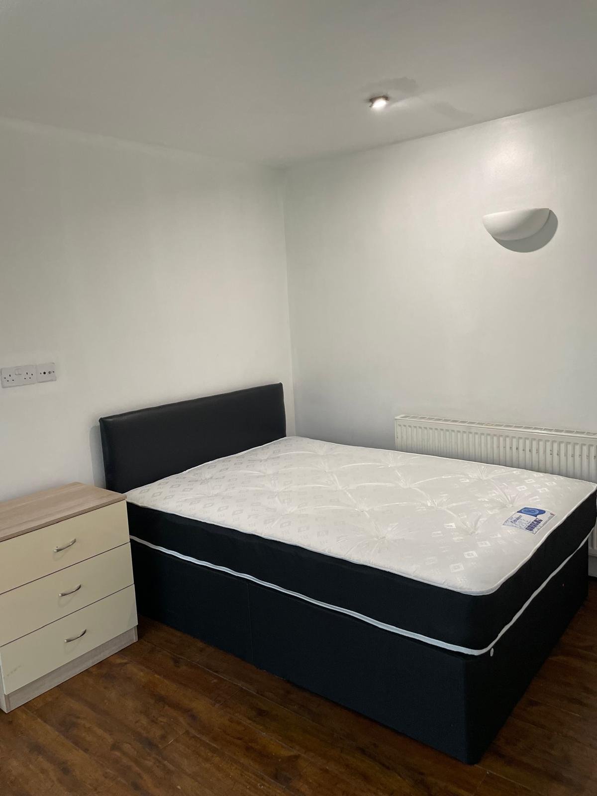 Hodge Hill, B36 - Image 4